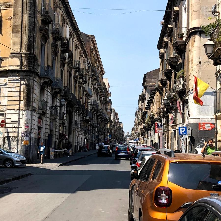 Вилла Garibaldi 94- Intera Casa A 2 Passi Dal Duomo Катания Экстерьер фото