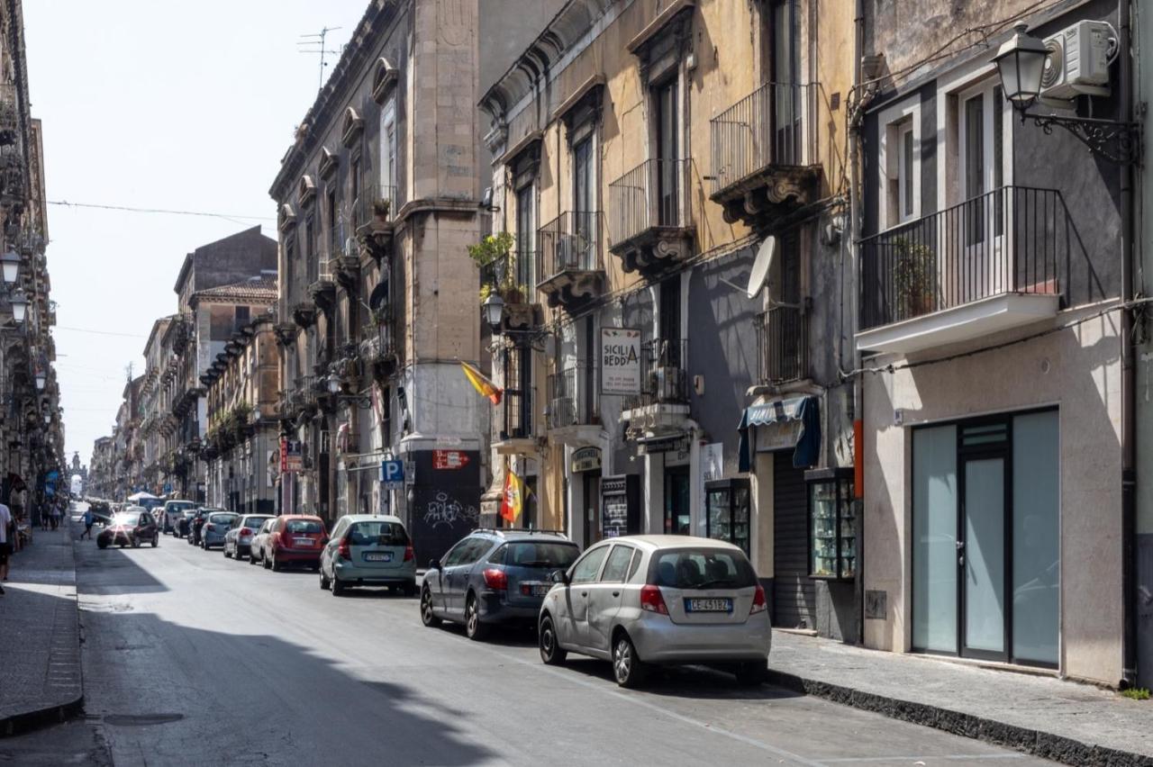 Вилла Garibaldi 94- Intera Casa A 2 Passi Dal Duomo Катания Экстерьер фото