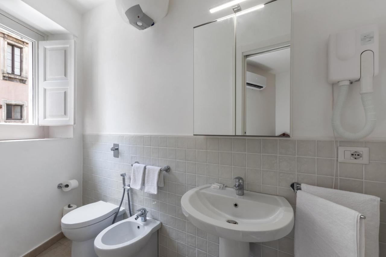 Вилла Garibaldi 94- Intera Casa A 2 Passi Dal Duomo Катания Экстерьер фото