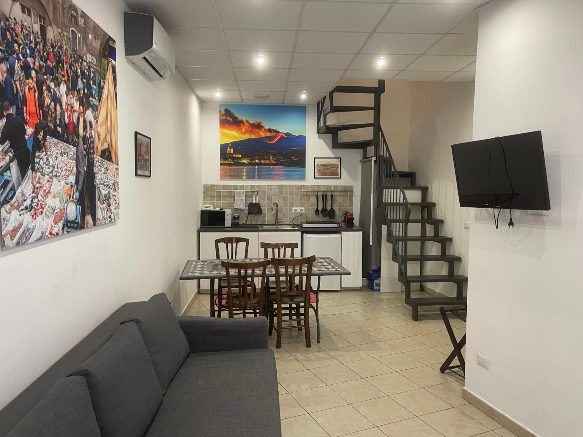 Вилла Garibaldi 94- Intera Casa A 2 Passi Dal Duomo Катания Экстерьер фото