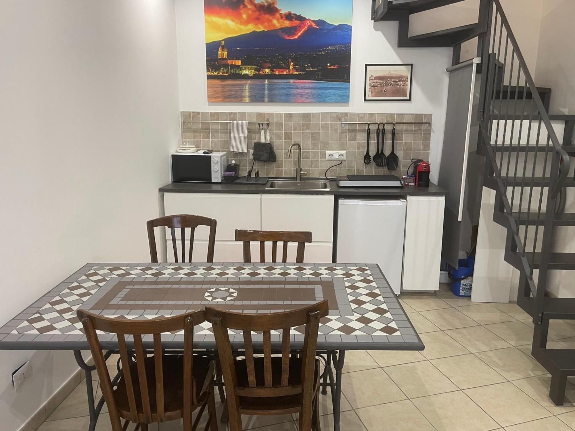 Вилла Garibaldi 94- Intera Casa A 2 Passi Dal Duomo Катания Экстерьер фото